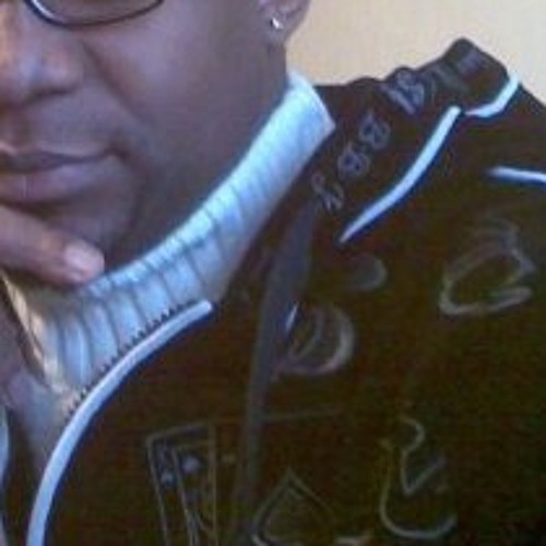 Stunner Ft. Shinsoman-ChiBhodhoro-Girlfriend Mix-DJ Kumbi-2013