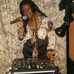 DJ RASTA QUEEN