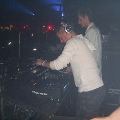 leave the world behind my lips.mp3