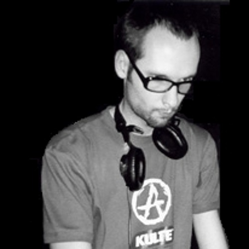 P'Taah - The Crossing (Evacuation Of Form) (Opaque Mix)