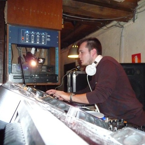 Stream Chris Riley - Nostalgia (07-02-2011) by Chris Riley | Listen ...
