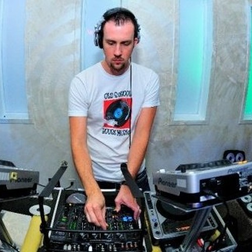 Nate Howell - Jan 2012 Mix