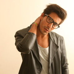 Adrián Lara