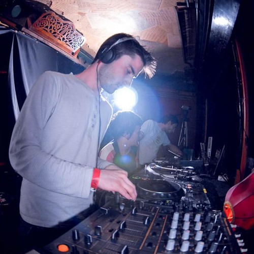 Vista & Presence Known - Move the Earth