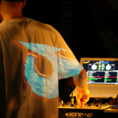 DJ Cueba