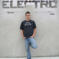 DJ - Fox
