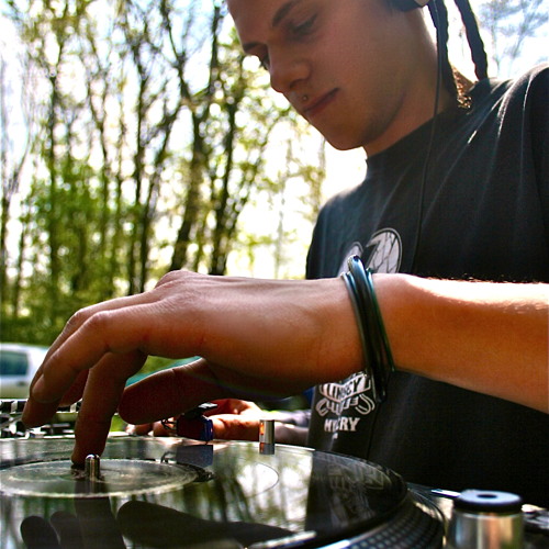 Dj racket * d-wasted crew - wicked family * break mix