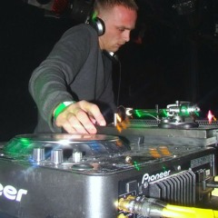 DJ ELLAZ
