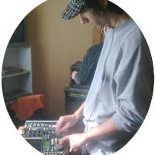 Exit vs Da Hool - Reversed The Love Parade (Kevin White Bootleg)