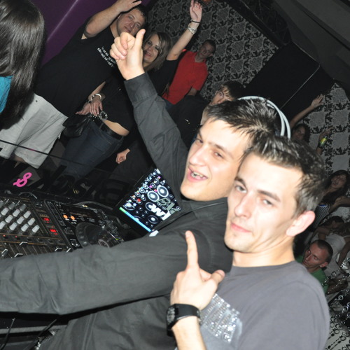 Adana Twins - Strange