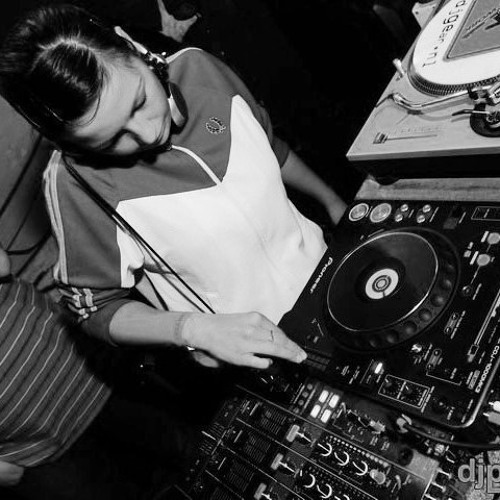 Agnes P. - Rumpy Pumpy Mix 23.10.2010 Frenchcore