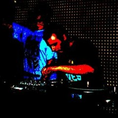 Lady Sovereign Love Me Or Hate Me (Venooms Remix)