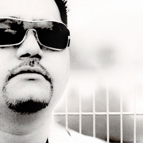 Carlos Rios Midweek Sessies 02052012 XT3 techno radio