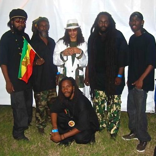 Iyah Lion Band’s avatar