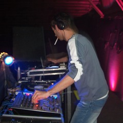 DJ Andrew Miller