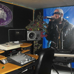 robertcrawley@rocketmail.