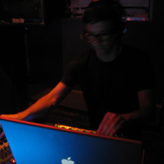 jAMESbLUE