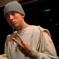 TiK ToK (feat. Pitbull)