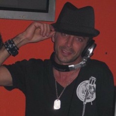 Mike candys - rhythm is a dancer