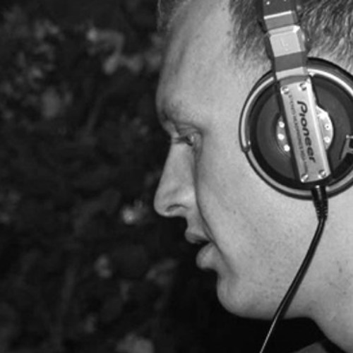 DJ SILVER SHADOW — artist photo