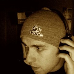 01 - FrostRAVEN - Hedge Maze.wav