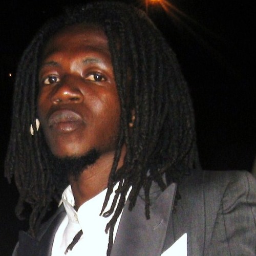 Luckay Buckay featuring Cypha D'King and Sundaygar Dearboy - Hold Yuh (Remix)