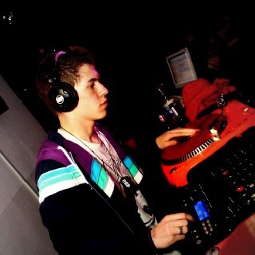 Maino ft T-Pain & Rihanna ft. T.I. - All of the above your live (Blend peestar)