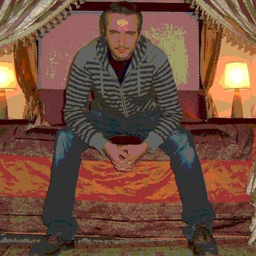 DJ Philippe Ralos aka DJ Solar @ Club Outline Afterhours reunion 25/4/2011