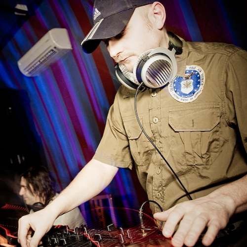 Fly Project vs Christopher S vs Nicky Romero - Keep On Musica Metropolis - DJ Dizko MashUp