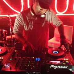 DJ.suin