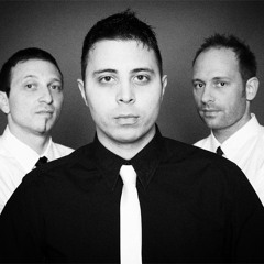 AKUT! - Straight on my way