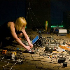 Penelopex ------ piece of SoloLive in Raum20 berlin 2011