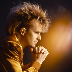 Howard Jones