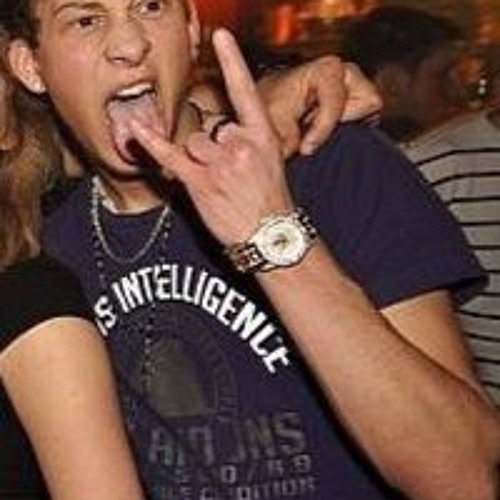 Stream stillgelegt | Listen to Nino.Raves - Nino starts the rave ...