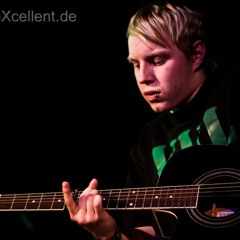 Lukas Emmanuel@LikeSnow.