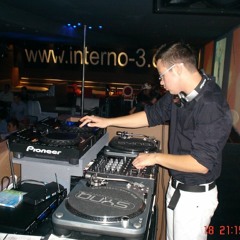 Lucas R DeeJay