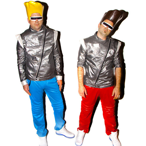 Soerii & Poolek-Brutális Nyár