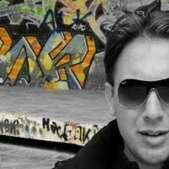 B!Zarre