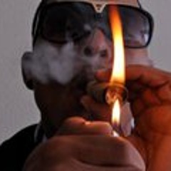 Luck-E Stackz
