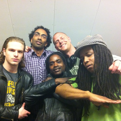 Selecta More Fyah 21-11-2011 OneWaySounds [NL] Reggae mix Sizzla Luciano Berres hammond and Buju