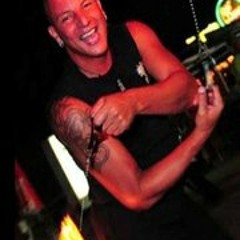 (HQ) Beats Antique - Blockhead (Yard Dogs Remix) [The Trunk Archives]