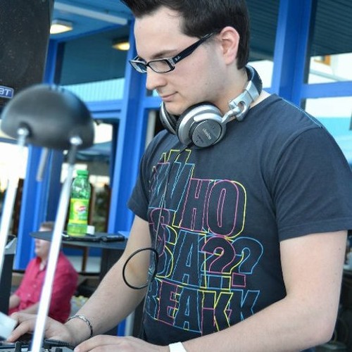 Luca M tech house set maggio 2010