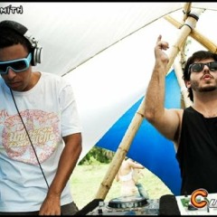 jumpers_live