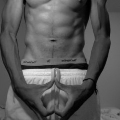 girl_crazy_football_fiend