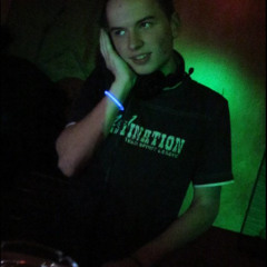 DJ BÄXX