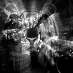 Pretending We're Pictures