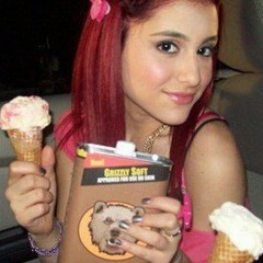 ArianaGRandeForever