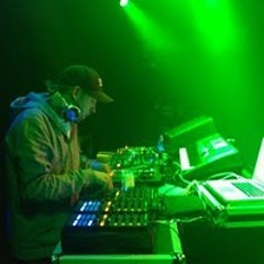 Synthetika