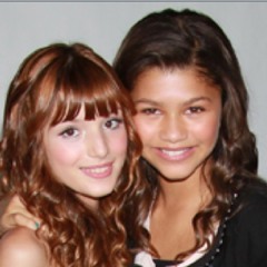 Bella&Zendaya's Army