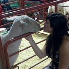 Gloria LeaAnne Nocas